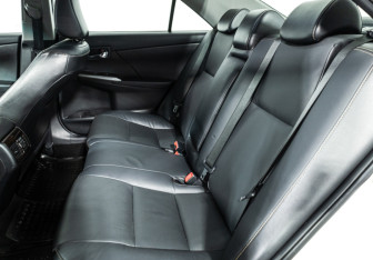 Подержанный автомобиль Toyota Camry Sedan 2017 года (10 фото)