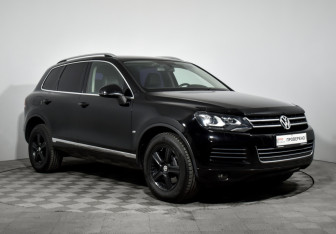 Подержанный автомобиль Volkswagen Touareg 2011 года (3 фото)