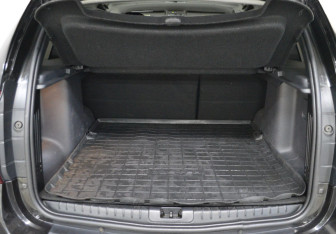 Подержанный автомобиль Renault Duster 2020 года (16 фото)