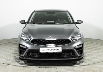 Подержанный автомобиль Kia Cerato Sedan 2019 года (2 фото)