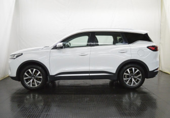 Подержанный автомобиль Chery Tiggo 7 Pro 2022 года (8 фото)