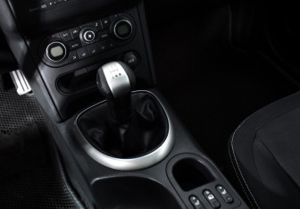 Подержанный автомобиль Nissan Qashqai 2010 года (17 фото)