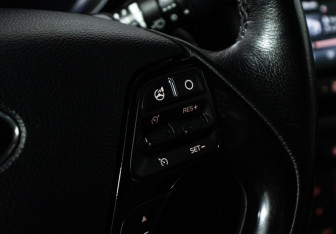 Подержанный автомобиль Kia Ceed Wagon 2015 года (16 фото)