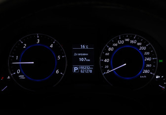 Подержанный автомобиль Infiniti QX70 2015 года (29 фото)