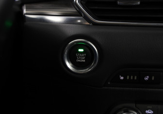 Подержанный автомобиль Mazda CX-5 2018 года (19 фото)