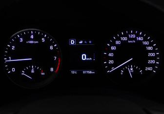 Подержанный автомобиль Hyundai Tucson 2016 года (20 фото)