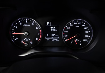 Подержанный автомобиль Kia Rio Hatchback 2019 года (12 фото)