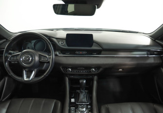 Подержанный автомобиль Mazda 6 Sedan 2018 года (7 фото)