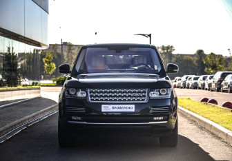 Подержанный автомобиль Land Rover Range Rover 2016 года (4 фото)