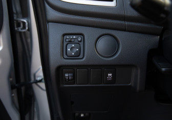 Подержанный автомобиль Mitsubishi L200 2021 года (18 фото)