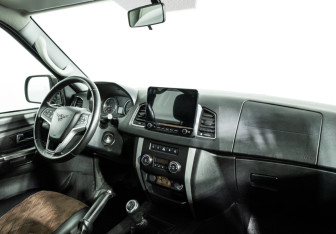 Подержанный автомобиль УАЗ Patriot 2018 года (9 фото)