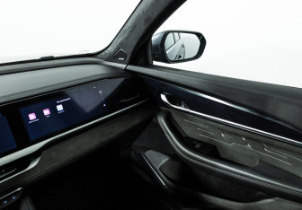 Подержанный автомобиль Geely Monjaro 2024 года (18 фото)