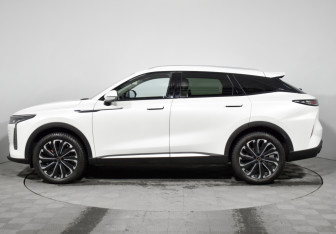 Подержанный автомобиль Exeed RX 2023 года (8 фото)