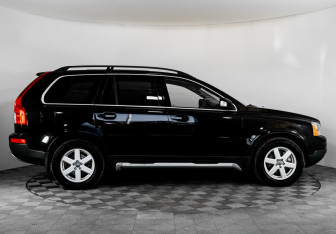 Подержанный автомобиль Volvo XC90 2008 года (4 фото)