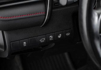 Подержанный автомобиль Toyota Camry Sedan 2021 года (20 фото)