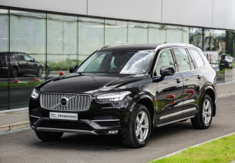 Подержанный автомобиль Volvo XC90 2016 года (3 фото)