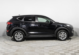Подержанный автомобиль Hyundai Tucson 2017 года (4 фото)