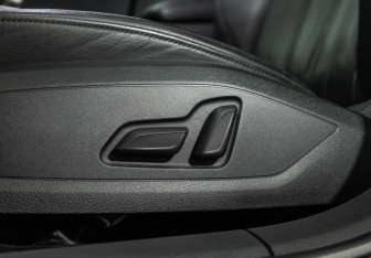 Подержанный автомобиль Audi A4 Sedan 2019 года (16 фото)