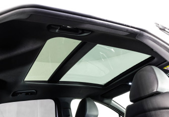 Подержанный автомобиль Kia K5 2020 года (33 фото)