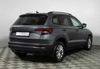 Подержанный автомобиль Skoda Karoq 2020 года (5 фото)
