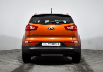 Подержанный автомобиль Kia Sportage 2013 года (6 фото)