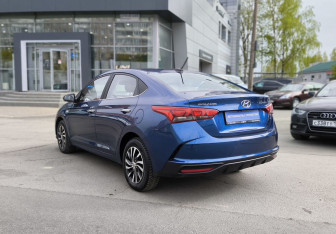 Подержанный автомобиль Hyundai Solaris Sedan 2022 года (5 фото)