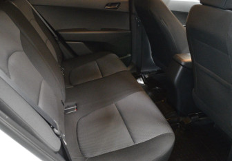 Подержанный автомобиль Hyundai Creta 2017 года (13 фото)