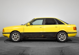 Подержанный автомобиль Audi 80 Sedan 1987 года (8 фото)