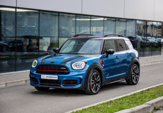 Подержанный автомобиль MINI Countryman 2021 года (3 фото)