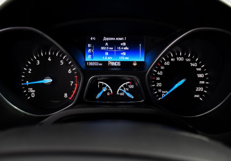 Подержанный автомобиль Ford Focus Wagon 2018 года (21 фото)