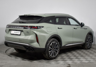 Подержанный автомобиль Exeed RX 2023 года (5 фото)