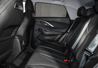 Подержанный автомобиль Omoda C5 2023 года (13 фото)