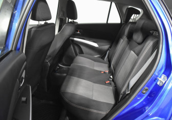 Подержанный автомобиль Suzuki SX4 Hatchback 2014 года (11 фото)