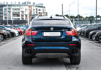 Подержанный автомобиль BMW X6 2013 года (4 фото)