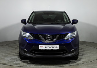 Подержанный автомобиль Nissan Qashqai 2016 года (2 фото)