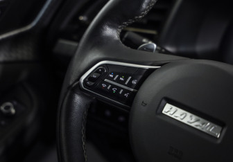 Подержанный автомобиль Haval F7x 2022 года (12 фото)