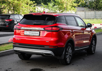 Подержанный автомобиль Geely Atlas Pro 2022 года (6 фото)
