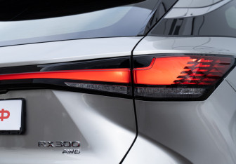 Новый Lexus RX 2025 (10 фото)