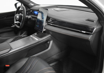 Подержанный автомобиль Geely Preface 2024 года (12 фото)