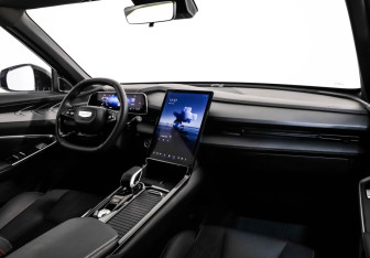 Подержанный автомобиль Geely Cityray 2024 года (13 фото)