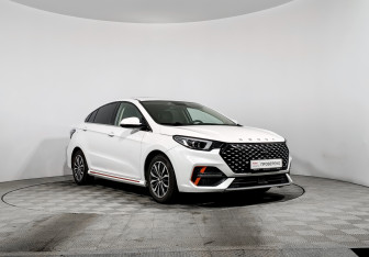 Подержанный автомобиль Omoda S5 2023 года (3 фото)
