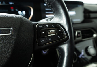 Подержанный автомобиль Exeed TXL 2022 года (20 фото)