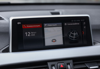 Подержанный автомобиль BMW X1 2019 года (17 фото)