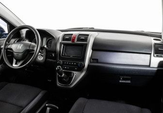 Подержанный автомобиль Honda CR-V 2008 года (9 фото)