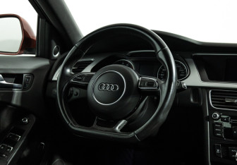 Подержанный автомобиль Audi A4 allroad 2015 года (16 фото)