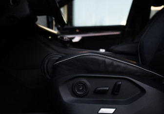 Подержанный автомобиль Volkswagen Touareg 2020 года (29 фото)