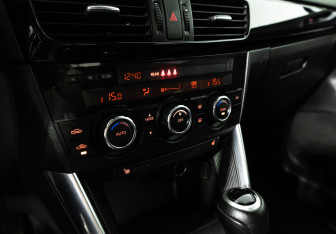 Подержанный автомобиль Mazda CX-5 2012 года (16 фото)