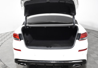 Подержанный автомобиль Kia Optima Sedan 2019 года (22 фото)
