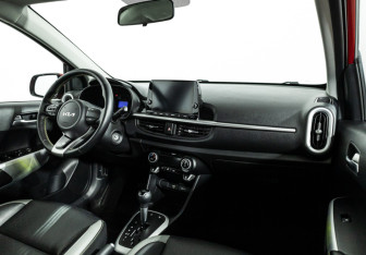 Подержанный автомобиль Kia Picanto 2022 года (9 фото)