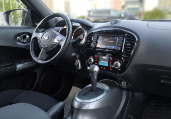 Подержанный автомобиль Nissan Juke 2018 года (14 фото)